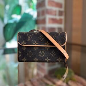 LOUIS VUITTON Florentine Brown Monogram Canvas Belt Bag SZXS